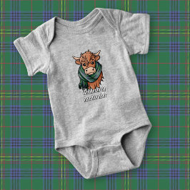 Highland Cow med Kennedy Tartan Scarf T Shirt