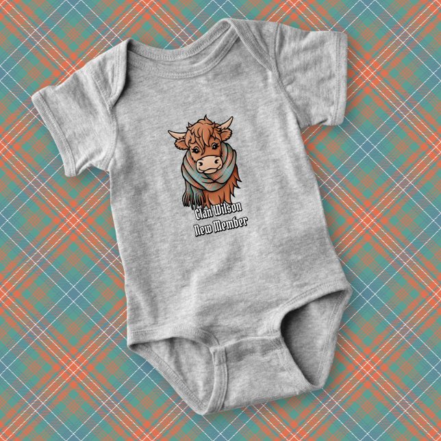 Highland Cow med Wilson Ancient Tartan Scarf T Shirt (Skapare uppladdad)