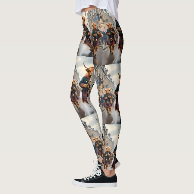 Highland Harmony: Bagpipe Highland Cow Band Leggings (Vänster)