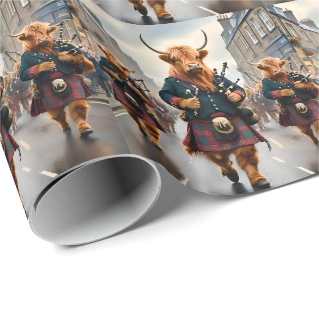Highland Harmony: Bagpipe Highland Cow Band Presentpapper (Rullad Hörn)