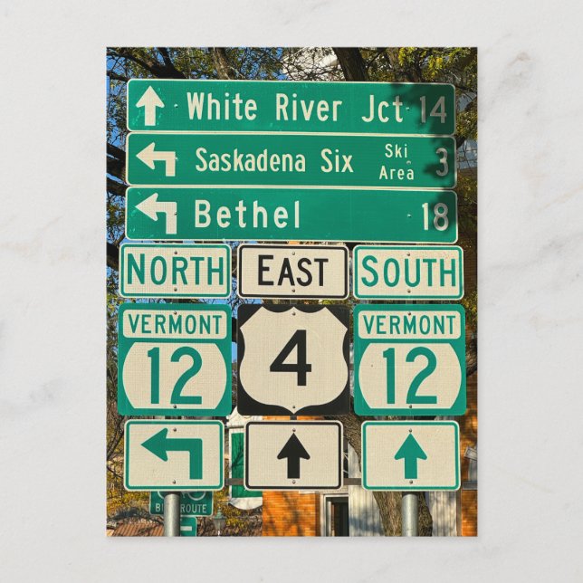 Highway Signs in Woodstock, Vermont Vykort (Framsida)