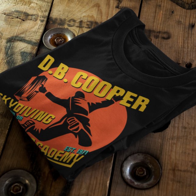 Hijacker DB Cooper Shirt,DB Cooper Lives DB Cooper T Shirt (Skapare uppladdad)