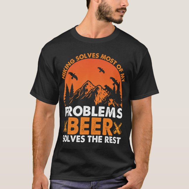 Hike Hiker Äventyr är roligt när man dricker öl T Shirt (Framsida)