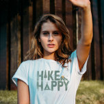 Hike Lycklig Camper Hiker Hiker Hiking Family Pers T Shirt<br><div class="desc">Öka stil utomhus med våra "Hike Lycklig" matchande hikerskjortor! Designade för den äventyrliga själen, fångar dessa garantier det väsentliga i bergsarbete, camping och bergsarbete. Bär topparna, erövra bergen och uttrycka kärlek för underbaren utomhus. Perfektens gåva till vandrande älskare, campare eller bergsklättrare i ditt liv. Upptäck bekvämligheten och stil i varje...</div>