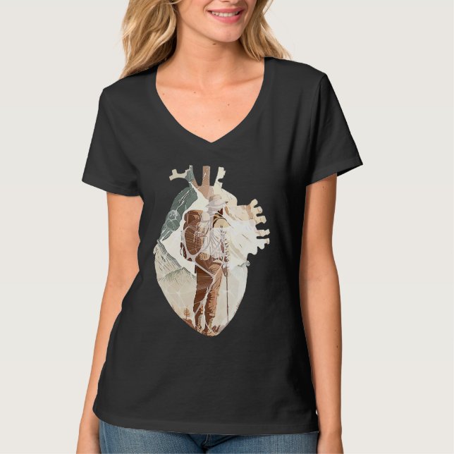Hiker at Heart T Shirt (Framsida)
