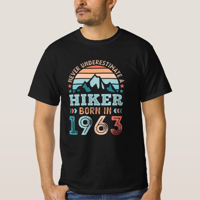 Hiker, född 1963, 60:e födelsedag, hiking Retro Gi T Shirt (Framsida)