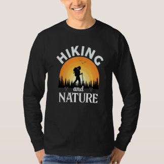 Hiker-Retro-solnedgång i höns och i naturen T Shirt
