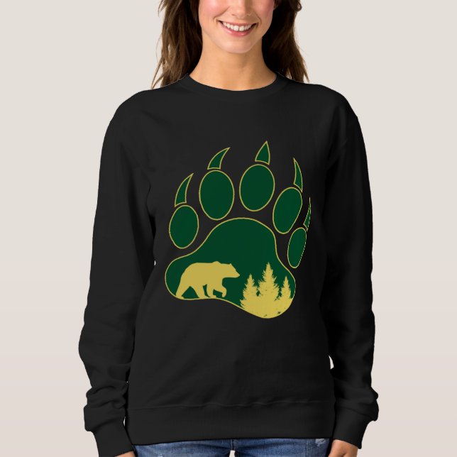 Hiking Bear Wear T Shirt (Framsida)