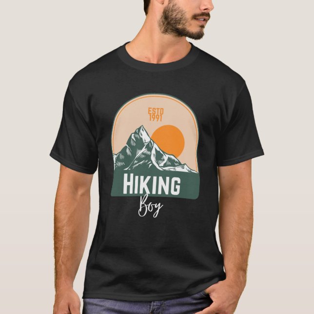 Hiking Boy T Shirt (Framsida)