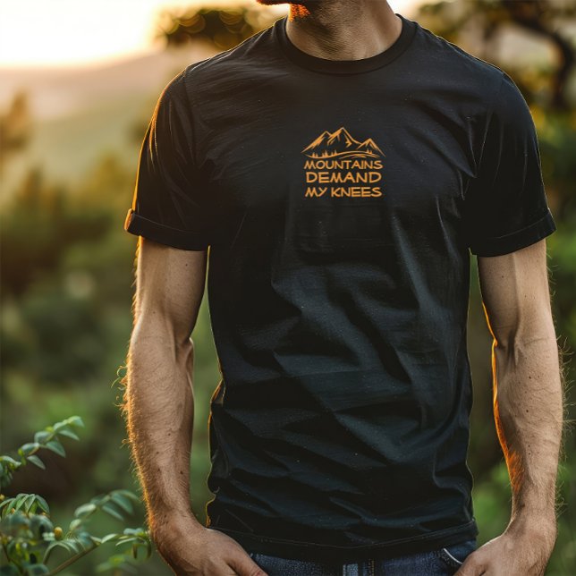 Hiking camping humor black orange t shirt (Skapare uppladdad)