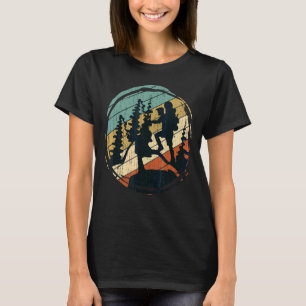 Hiking Natature Forest Träd Hiker Retro Mountain H T Shirt