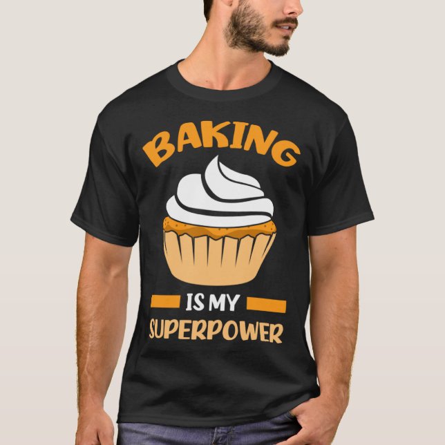 hilarious baking text baker t shirt (Framsida)