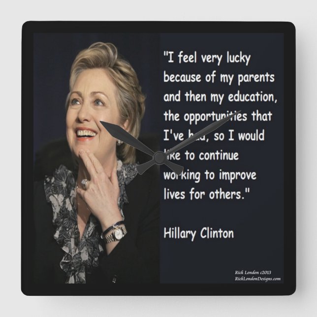 Hillary Clinton "Föräldrar & Utbildning" Citatkloc Fyrkantig Klocka (Framsida)