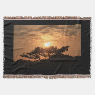 Hillside Sunset Throw Blanket Filt