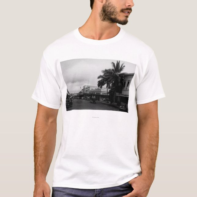 Hilo HawaiiStreet beskådar PhotographHilo, HI T Shirt (Framsida)