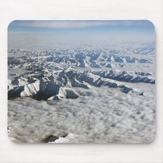 Himalaya-bergen under moln - Tibet Musmatta (Framsidan)