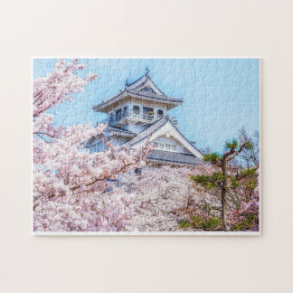 Himeji Castle in Full Bloom  Pussel