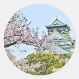 Himeji Castle med körsbärs-blommar Runt Klistermärke
