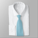 Himlar Blue Gömt Initialer Solid Färg Slips<br><div class="desc">Himlar Blue Gömt Initialer Solid Färg. För bröllop eller daglig använda,  med initialer gömt på baksidan som du enkelt kan anpassa eller ta bort om det inte behövs. Kan ändras till valfri färg via alternativet Anpassa ytterligare,  eller meddela mig om du behöver hjälp med detta.</div>