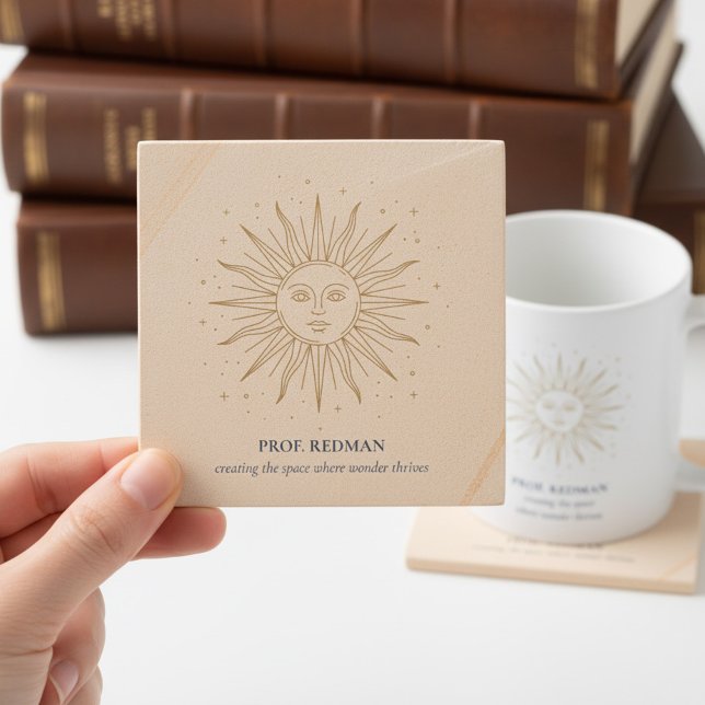 Himlasolen skapar ett utrymme där undran frodas stenunderlägg (Teacher Appreciation coaster with celestial sun and quote by Darling & May)
