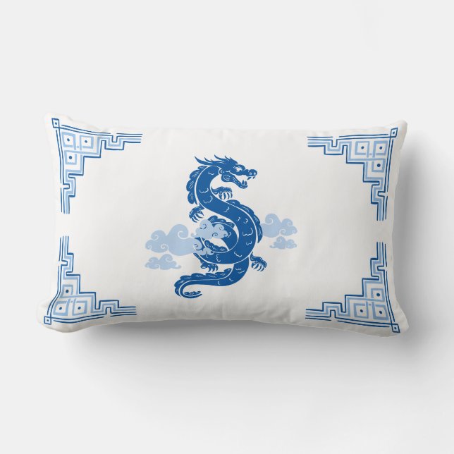 Himmel Blue Chinoiserie Dragon and Clouds Lumbarkudde (Framsida)