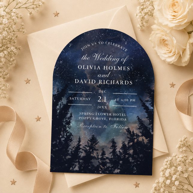 Himmelsk Stjärnklar Natt Valvbåge Bröllopsinbjudan Inbjudningar (Celestial Starry Night Arch Wedding Invitation on an elegant celestial wedding table)