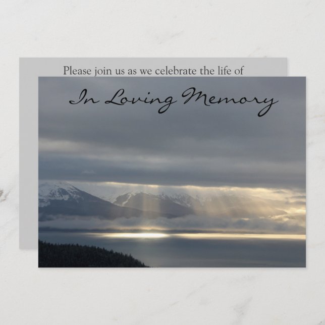 Himmelskt ljust minnesgudstjänstmeddelande inbjudningar (Fram/baksida)