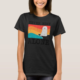 Hindra aldrig Ensam Pulik-grafikinställning T Shirt