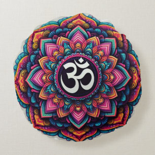 Hindu Om Symbol i en färgad mandala-design Rund Kudde