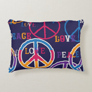 Hippie Peace: Vibrant Symbol Design Prydnadskudde