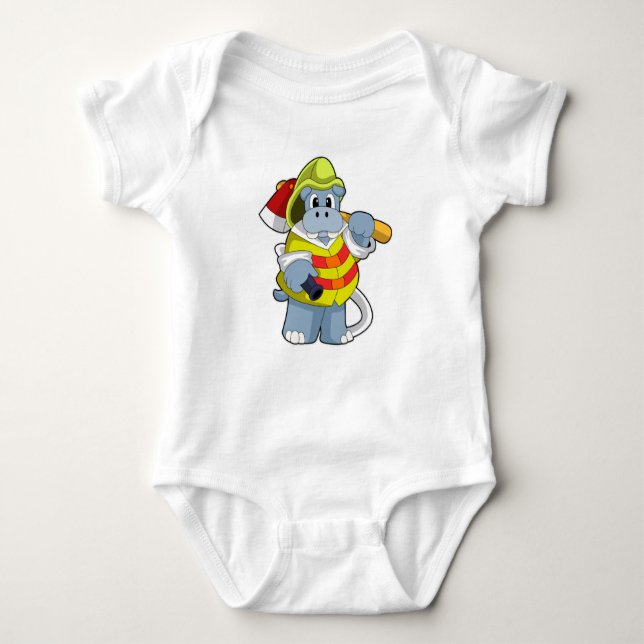 Hippo som Firefighter med Ax T Shirt (Framsida)