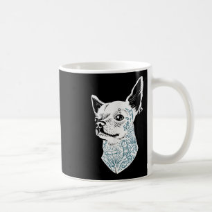 Hipster Chihuahua Hund med Old school Tattoos och Kaffemugg