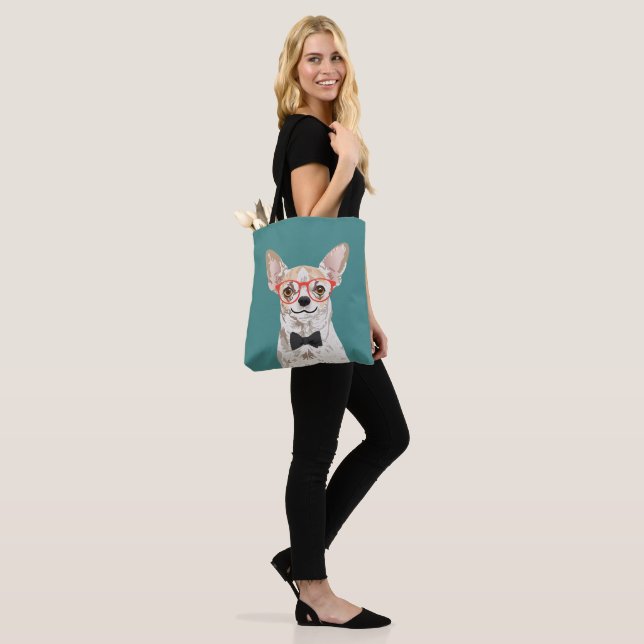 HipsterChihuahuatotot hänger lös för Tygkasse (På modell)