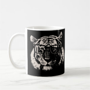 Hipstertiger med exponeringsglas kaffemugg