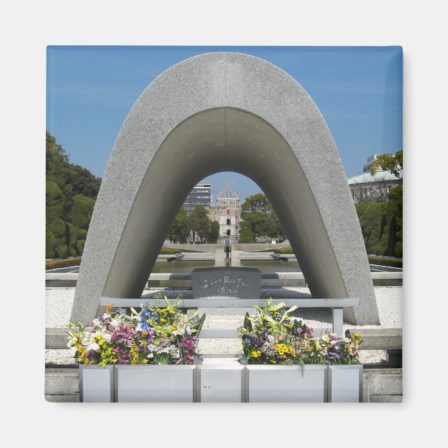 Hiroshima Memorial Cenotaph Magnet (Framsidan)