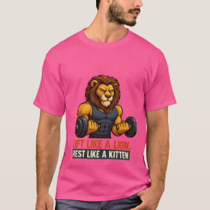 "HISS LIKSOM EN LEJON, REST SOM EN KITTEN T SHIRT