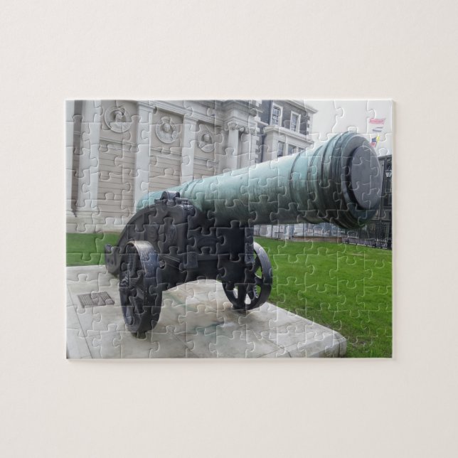 Historic Cannon Jigszle Puzzle Pussel (Horisontell)