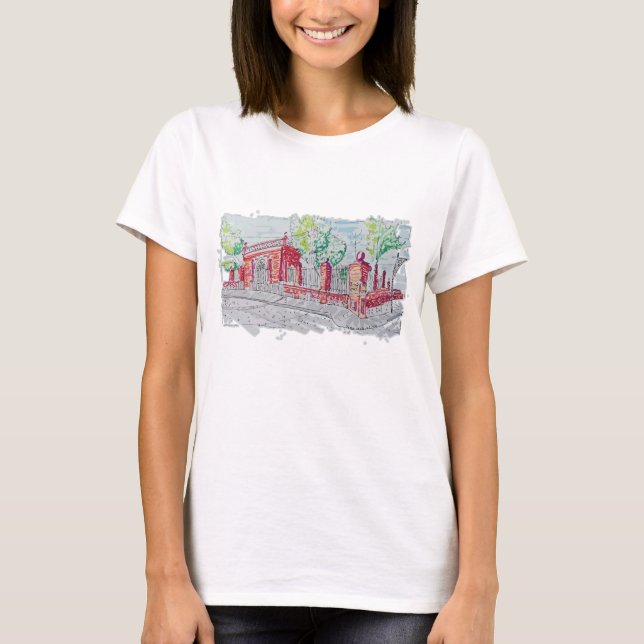 Historic Red Brick Entrance T Shirt (Framsida)