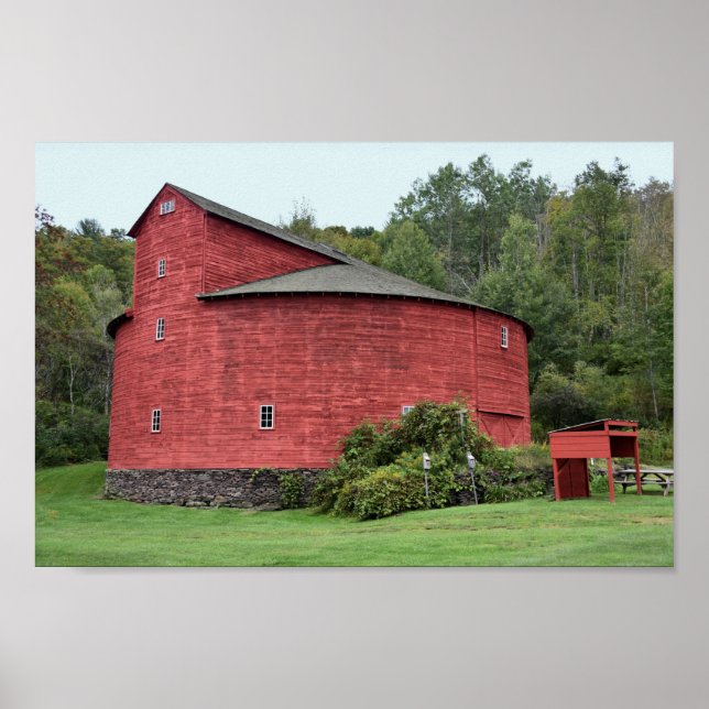 Historic Red Round Barn, Halcottsville, New York Poster (Framsidan)