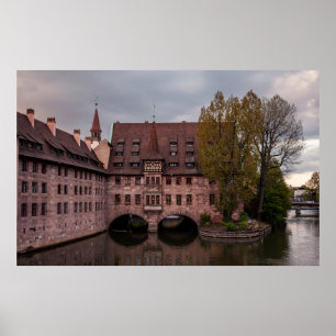 Historisk byggnad vid solnedgång i Nürnberg, Tyskl Poster