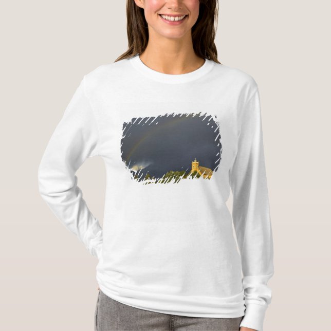 Historiska St Ignatius Mission i St Ignatius, T-shirt (Framsida)