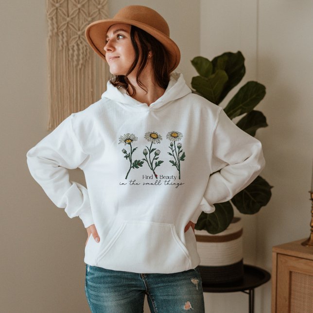 Hitta skönhet i Daisyn Small Sak Wildblomma T Shirt (Skapare uppladdad)