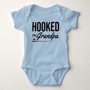 Hjällad på Grandpa Baby Fishing Jersey Bodykostym T Shirt