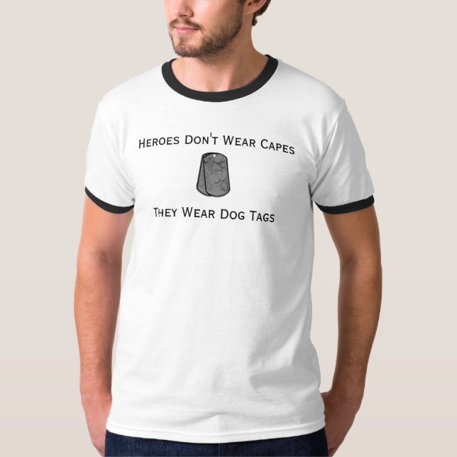 Hjältebärahundbrickor Tee (Framsida)
