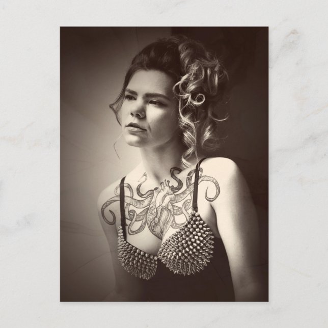 Hjärta Bläckfisk Tatuering Flicka Foto Vykort (Framsida)