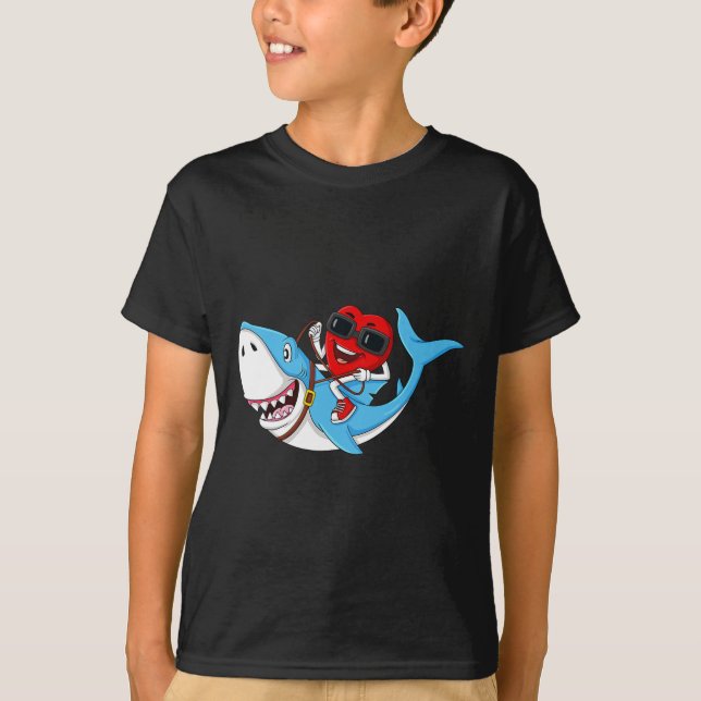 Hjärta Riding Shark Valentine Day Roligt Boys Girl T Shirt (Framsida)