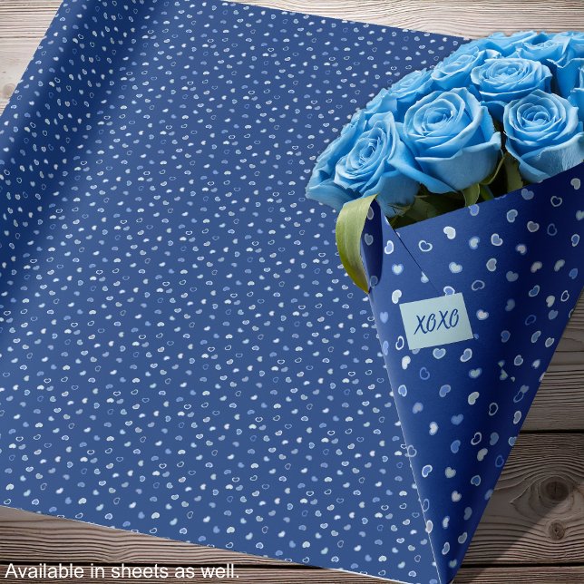 Hjärtan - Ljusblå på mörkblå - rullar Presentpapper (Hearts - 1Light Blue on Dark Blue - Rolls Wrapping Paper-Roses-by Leapfroglisics Shop)