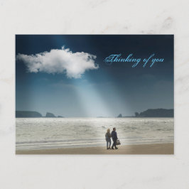 Hjärtan på en strand. vykort