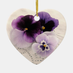 Hjärtaprydnad för tre purpurfärgad pansies julgransprydnad keramik