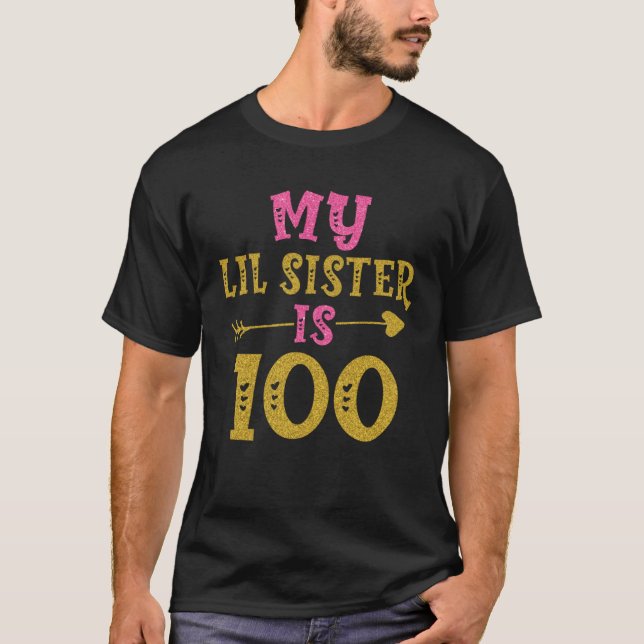 Hjärtar 100 dagar för syster från systerbror t shirt (Framsida)